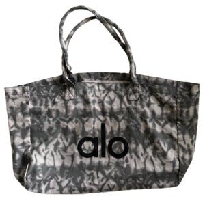 ALO Tie Dye Canvas Yoga Shopper Tote Bag
